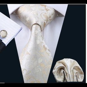 Silk Tie, Cufflink, Pocket-Square Set